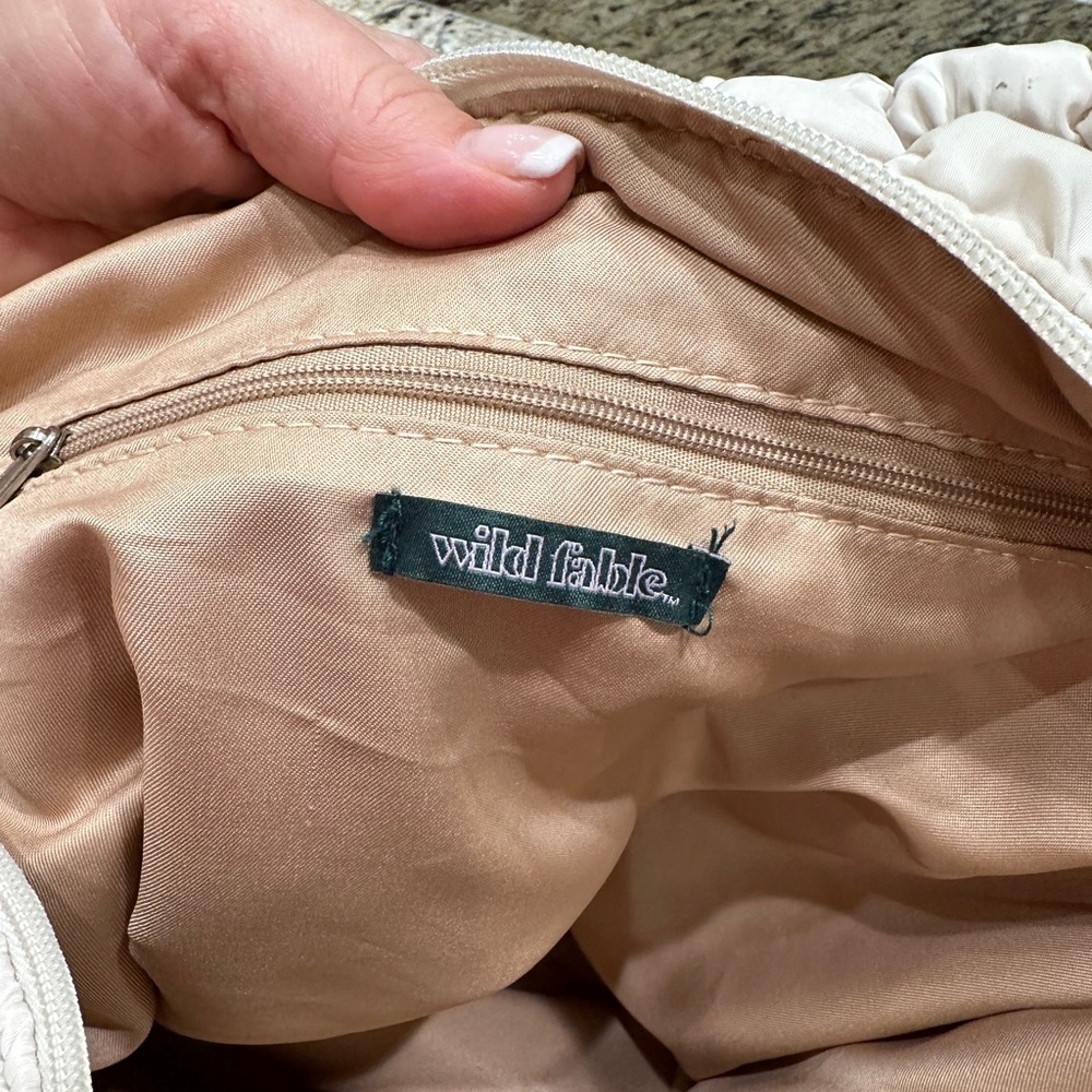 Off White Puffer Shoulder Bag - Picture 6 of 6